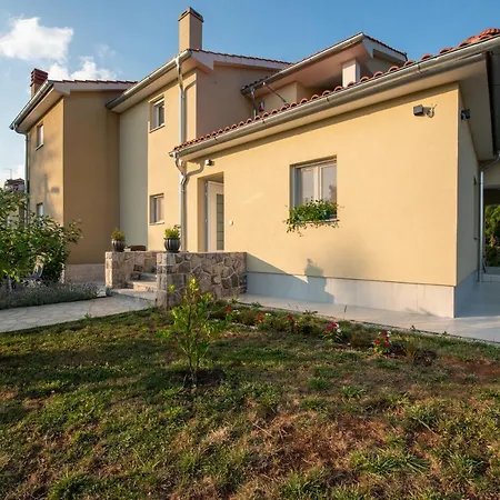 Villa Kuca Za Odmor Diraki