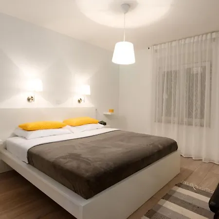 Kuca Za Odmor Diraki Villa